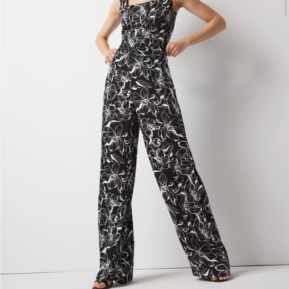 100% silk Josephine Chaus Black Floral Straight Leg Pants
